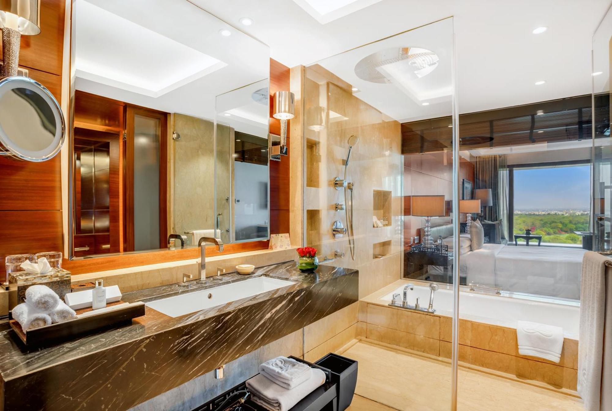 The Leela Ambience Gurugram Hotel & Residences - The Luxury Urban Sanctuary Gurgáon Exteriér fotografie